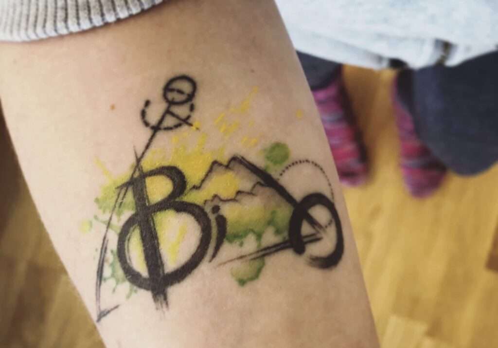 Mein "Auf-das-Leben"-Tattoo mit den Initialen von Chester Bennington